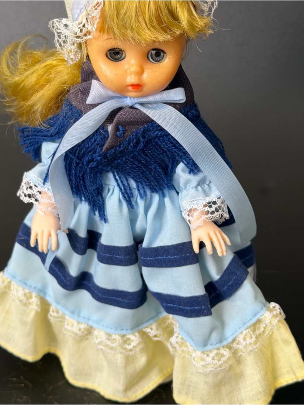 Mother Goose Madame Alexander Betty Blue doll Vintage Doll